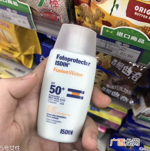 痘肌可以用的几款防晒霜推荐 清爽不闷痘