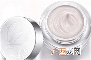 卡姿兰素颜霜适合什么肤质 美白保湿又遮瑕