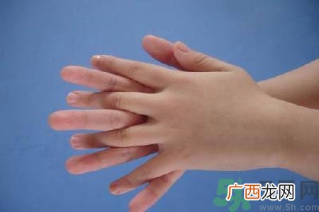 引起手足癣的主要原因?手足癣会引发什么疾病?