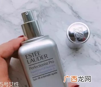 雅诗兰黛线雕精华和小棕瓶哪个好？一起使用效果佳