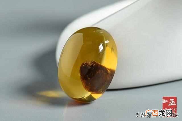 琥珀是怎么形成的过程以(2块钱一克的琥珀原石