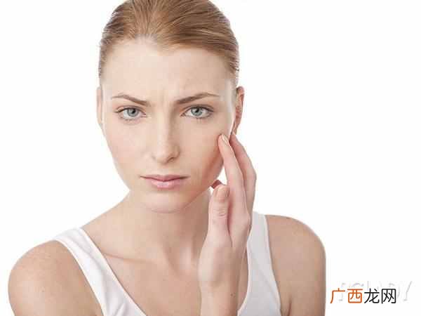 维生素e涂脸上再敷面膜 怎么缩毛孔最有效