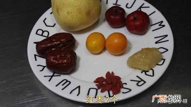 怎么煲鸡汤补气血不上火（煲鸡汤补气血都放什