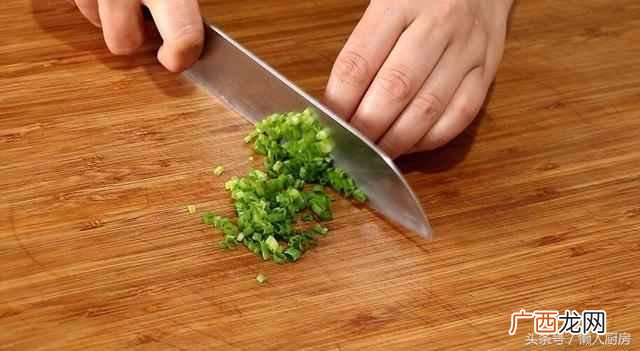 干香菇怎么做汤好喝 干香菇怎么做汤好喝
