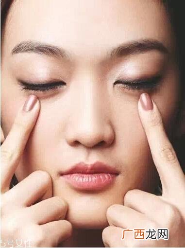 素颜霜和眼霜哪个先用 素颜霜和眼霜使用方法