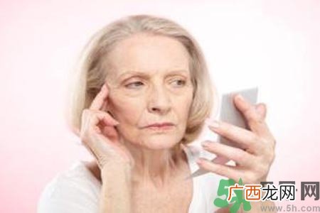 加速衰老的原因有哪些？人体衰老过程的变化是什么？