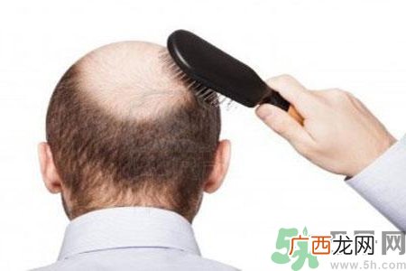 产生中年危机的原因是什么？男性中年危机的好发年龄？