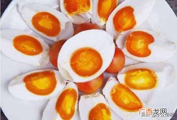 七天快速腌鸭蛋出油 咸鸭蛋怎么腌制