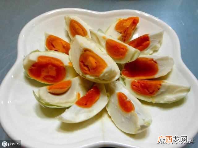 七天快速腌鸭蛋出油 咸鸭蛋怎么腌制