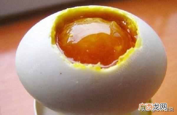 七天快速腌鸭蛋出油 咸鸭蛋怎么腌制