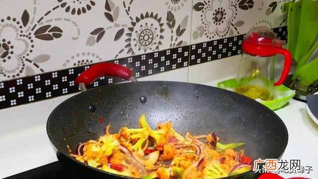 菜花怎么炒会脆 花菜怎么炒好吃