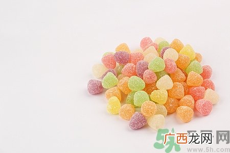 牙周炎有哪些症状?得了牙周炎怎么办