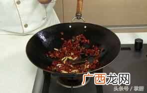 小龙虾怎么做好吃（家常香辣小龙虾最简单做法