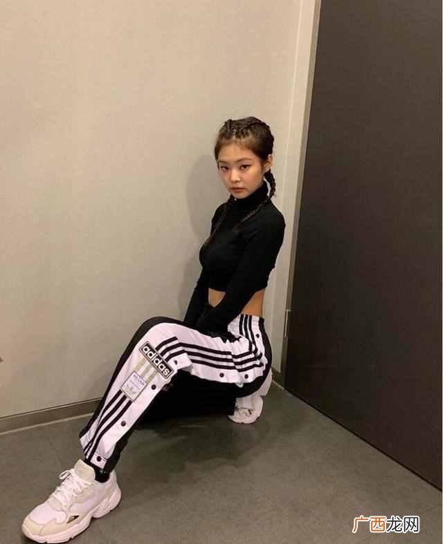 小女腿短女生穿衣搭配 腿短怎么办 女生