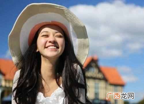 塌鼻子加蒜头鼻 蒜头鼻塌鼻梁怎么办