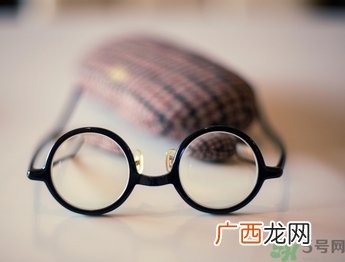 散光多少度算严重？散光相当于近视多少度？