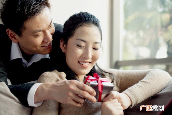 挽留女朋友的话真实点，挽回女友的话怎么说