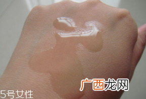 papa recipe春雨卸妆水怎么用？湿敷10秒即可