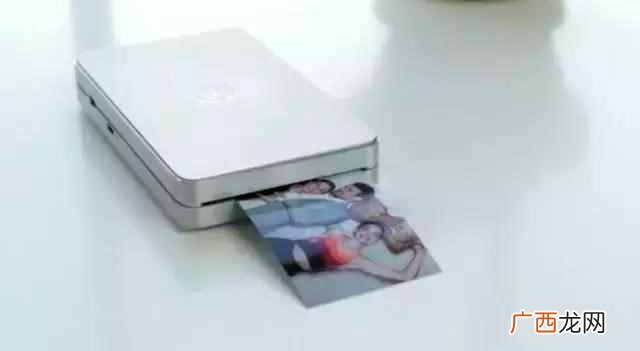 拍立得怎么用视频(拍立得mini7c相纸安装步骤图