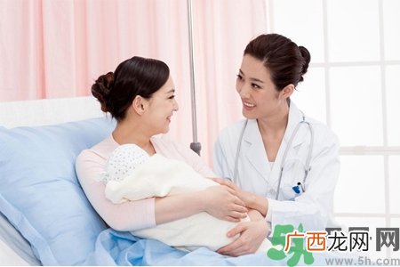 怎样科学坐月子?坐月子是选择传统式还是科学式?