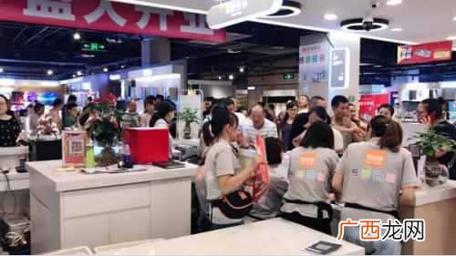 装修房子税金谁出 广州百安居装修怎么样