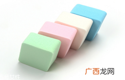 洗脸扑洗脸好吗 洗脸扑洗脸更温和
