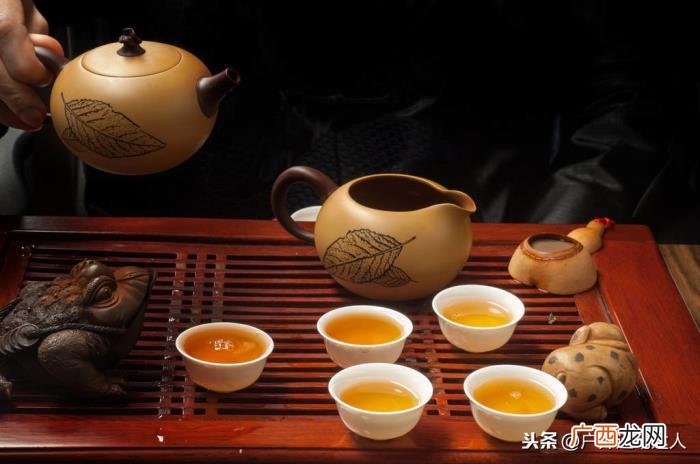 喝茶品出了人生的感悟 茶与人生的感悟