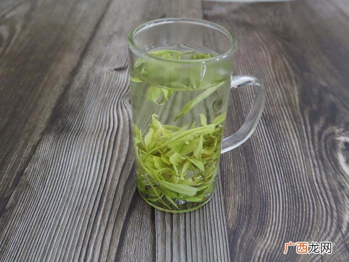 喝茶时适合发朋友圈的文案 发朋友圈茶该怎么配文