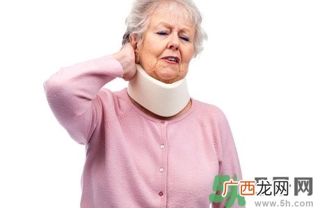 老人脖子酸痛怎么回事？老人脖子酸痛怎么办？