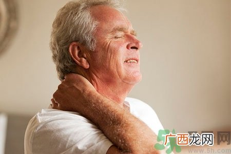 老人脖子酸痛怎么回事？老人脖子酸痛怎么办？