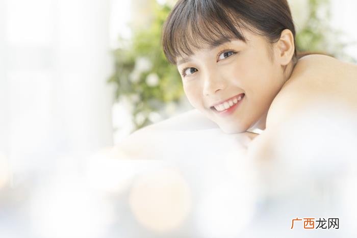 说早安比较撩的方法，13句女生荷尔蒙爆发的早安情话