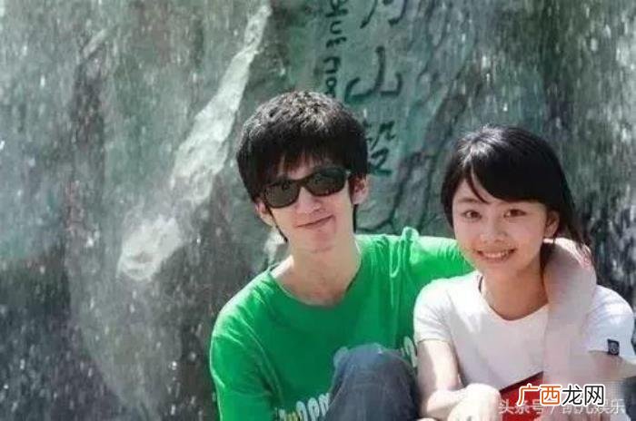 谭松韵的男朋友，谭松韵玩了10年地下恋情