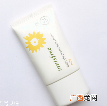 悦诗风吟自然关爱控油防晒乳怎么样 美白控油款