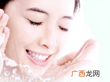 芙丽芳丝系列适合年龄 天然无刺激的药妆品牌
