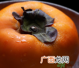 吃柿子会得结石吗？吃柿子会结石吗？