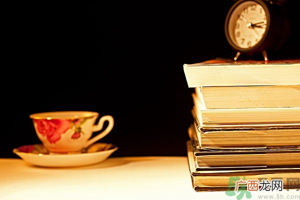 经常熬夜怎么排毒？熬夜如何排毒？