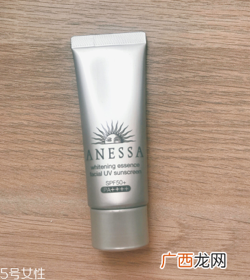 资生堂怡丽丝尔防晒霜闷痘吗 一生推的防晒霜