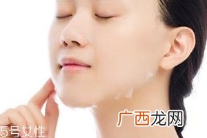 长痘痘可以敷玻尿酸面膜吗?帮助痘肌恢复