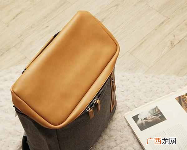 双肩包什么牌子的好（什么品牌的男士双肩包时