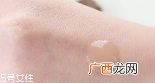 悦诗风吟小绿瓶用在哪个步骤？用在水乳前