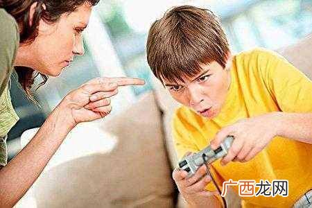 白眼狼是什么意思(父母的哪些行为会把孩子养