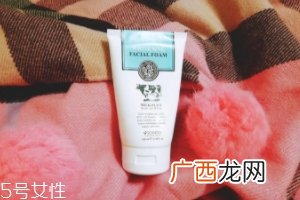 泰国BB洗面奶好用吗？泰国Beauty Buffet洗面奶清洁度测评