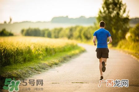 春天怎样预防骨质疏松？春季如何预防骨质疏松？