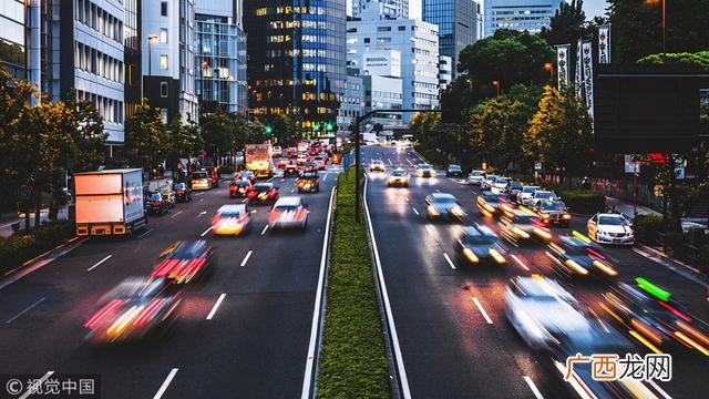 十万的车零首付月供多少钱,银行贷款30万30年还多少