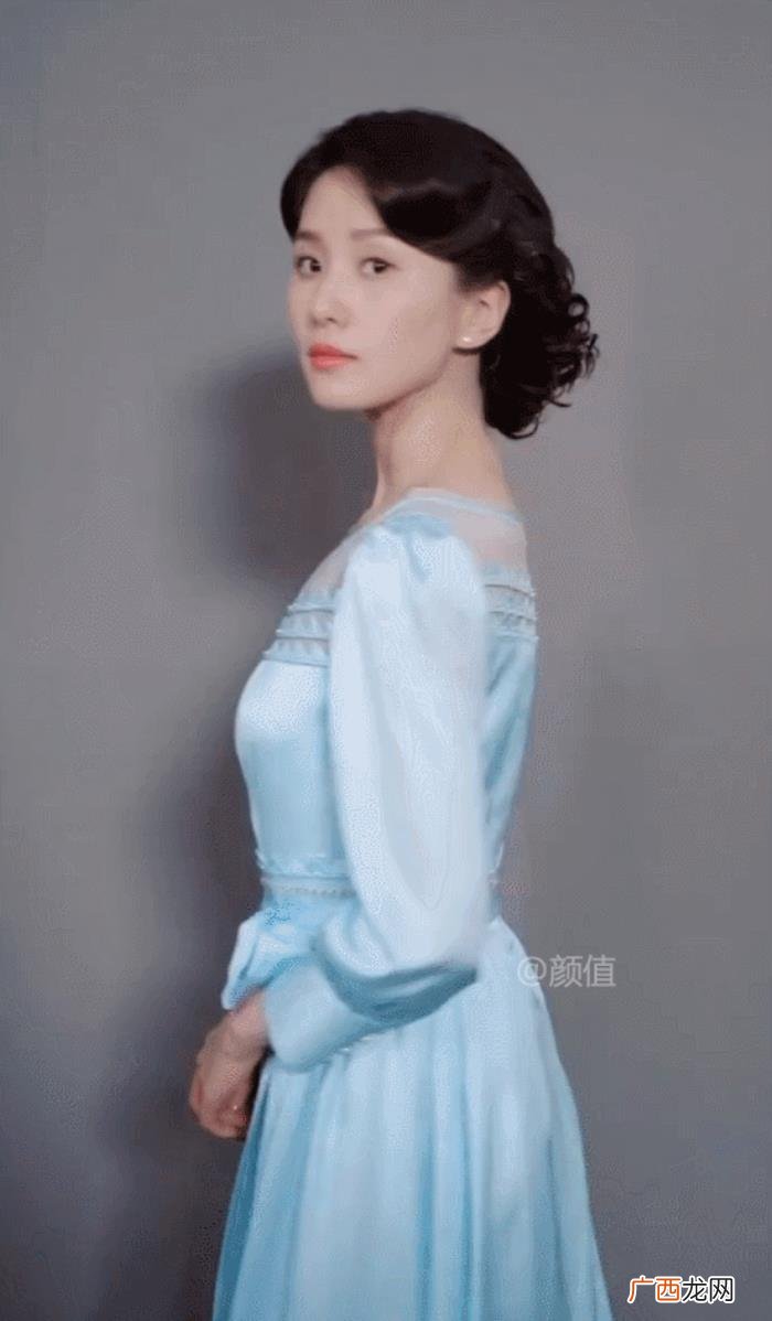 钟楚曦演过什么电影，钟楚曦在新电影中的造型美成摩登大小姐