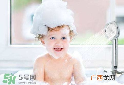 得了猩红热可以洗澡吗?感染猩红热能洗澡吗?