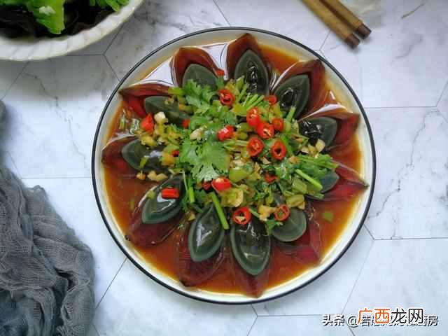 夏季什么凉拌菜好吃不上火（分享一道凉拌皮蛋