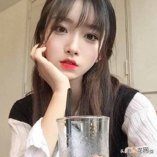 圆脸做什么发型好看（30岁左右的圆脸女性适合什