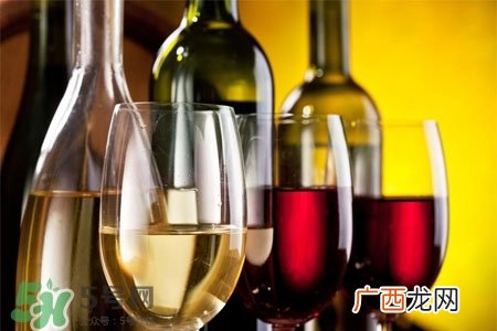 皮肤过敏可以喝酒吗?皮肤过敏能喝白酒吗?