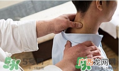 颈椎病症状颈椎病犯了怎么办